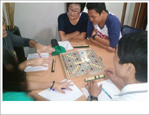 他の生徒さんと一緒にイングリッシュゲーム